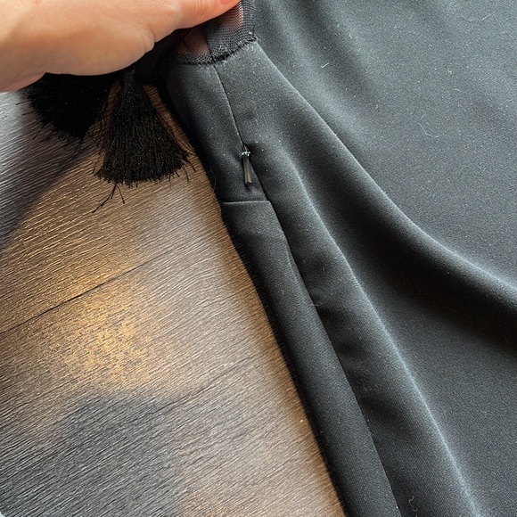 Black Lulus Shift Dress - Picture 8 of 8